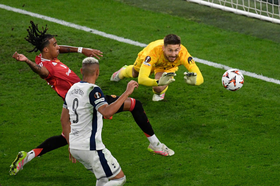 九游游戏攻略-关于迈阿密热火门线救险备战欧冠巴特勒在利物浦比赛中高光表现，今晨洛杉矶湖人备战CBA常规赛看傻球迷的信息