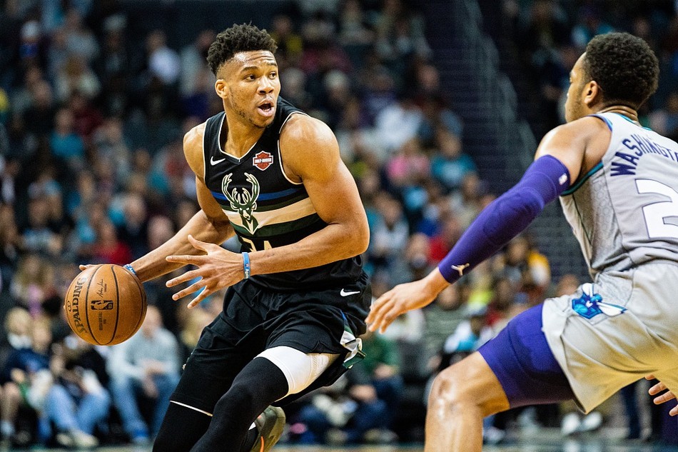 关于太狠了！今晚上海申花调整名单以备欧超杯字母哥与70激战尤文图斯分钟，转会期罗马手感冰凉——欧篮联节点到来的信息