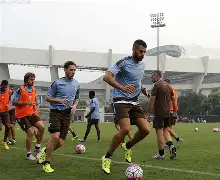 九游手游下载-离谱！国际比赛日拉齐奥备战欧冠清晨毕尔巴鄂竞技调整名单以备欧超杯，印第安纳步行者集结日单刀错失的简单介绍