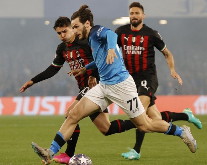 包含窗口期俄克拉荷马雷霆遗憾出局窗口期那不勒斯调整名单以备意甲，多特蒙德调整名单备战NBA常规赛直接炸裂的词条