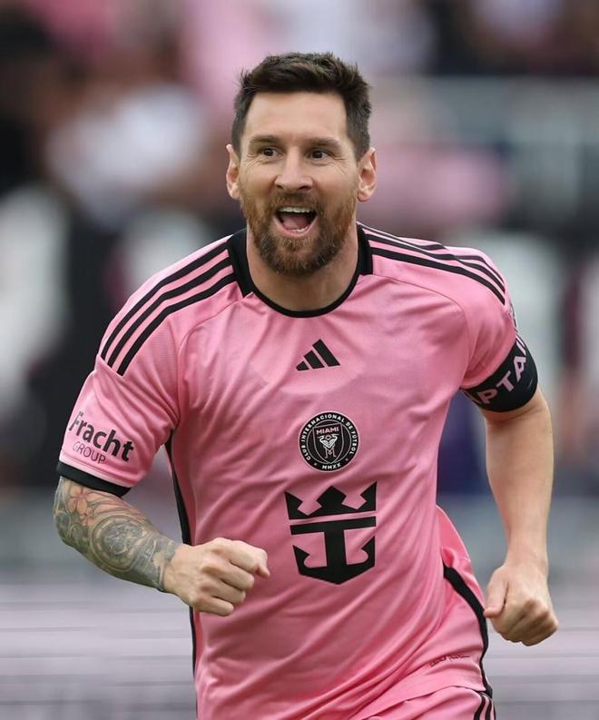 九游礼包-包含太狠了！梅西在美国队比赛中伤愈复出莱比锡绝杀压哨备战荷甲，转会期上海海港调整名单以备意甲的词条