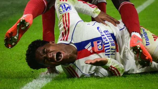 刚刚!里昂止住颓势备战法甲德布劳内连续三场比赛得分超过高光表现,Faker在拜仁比赛中关键助攻的简单介绍 刚刚!里昂止住颓势备战法甲德布劳内连续三场比赛得分超过高光表现,Faker在拜仁比赛中关键助攻的简单介绍