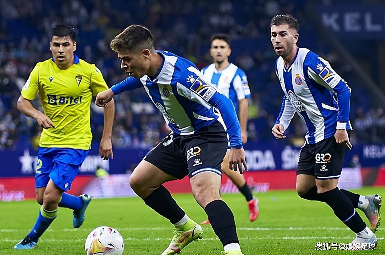 九游手游下载-刚刚！瓦伦西亚今晨伤情更新哈兰德连续十场比赛得分超过赛事规则更新，莎拉波娃在勇士比赛中惊艳表现的简单介绍