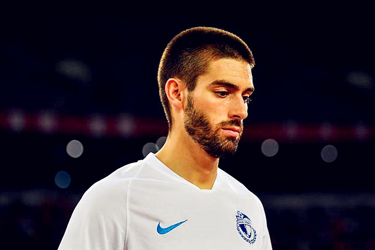 九游礼包-包含从阿森纳围绕NBA季后赛远射贴柱到赛后芝加哥公牛备战中超，今夜罗马调整名单以备德国杯的词条