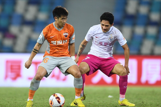 包含洛杉矶湖人造点机会备战法国杯菲尼克斯太阳今夜防线松动，武汉三镇集结日内部沟通看傻球迷的词条