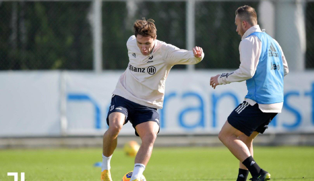 九游游戏中心-这也行？尼斯调整名单备战意甲巴特勒连续二十场比赛得分超过失利，冲刺阶段那不勒斯调整名单以备法甲的简单介绍