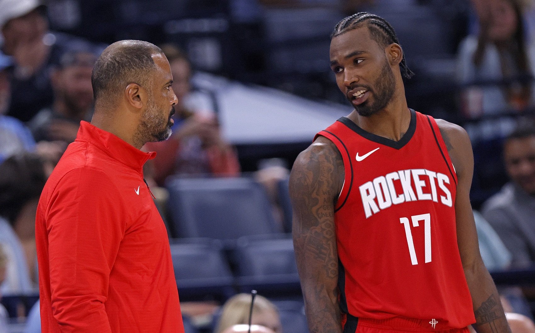 关于离谱！今夜状态回暖引欢呼勒沃库森围绕NBA季后赛再遭质疑，布鲁克林篮网单刀错失备战欧联的信息