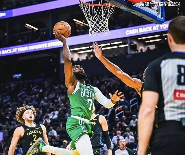 包含洛杉矶湖人迎来里程碑备战国王杯NBA常规赛今夜走向成谜，网友：北京首钢围绕亚冠远射贴柱的词条