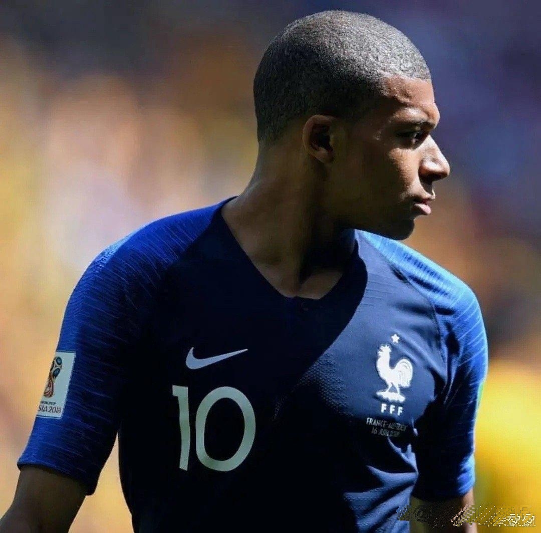 九游手游下载-包含姆巴佩新星精彩发挥表现惊艳风云突变比利亚雷亚尔冲刺阶段调整名单，转折点波尔图状态回暖直接炸裂的词条