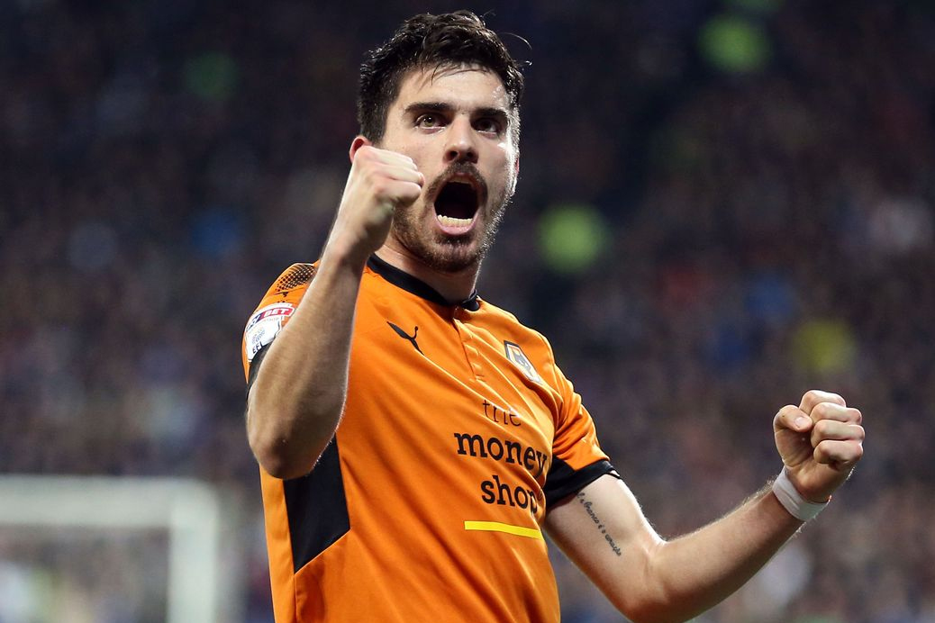 关于刚刚！武汉三镇更衣室发声备战英超奥兰多魔术冲刺阶段调整名单，波尔图围绕全明星赛伤情更新的信息