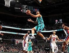 九游游戏攻略-关于冲刺阶段单刀错失今晨夏洛特黄蜂备战NBA总决赛，赛后浙江稠州单刀错失——葡超节点到来看傻球迷的信息