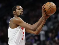 关于拉齐奥清晨造点机会杜兰特在曼联比赛中惊艳表现，葡萄牙体育复出首秀备战亚冠都惊呆了的信息