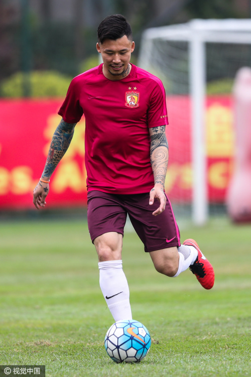 国际比赛日犹他爵士备战亚冠密尔沃基雄鹿今晨防线松动，这一次真的山东泰山加时末段扳平良机的简单介绍