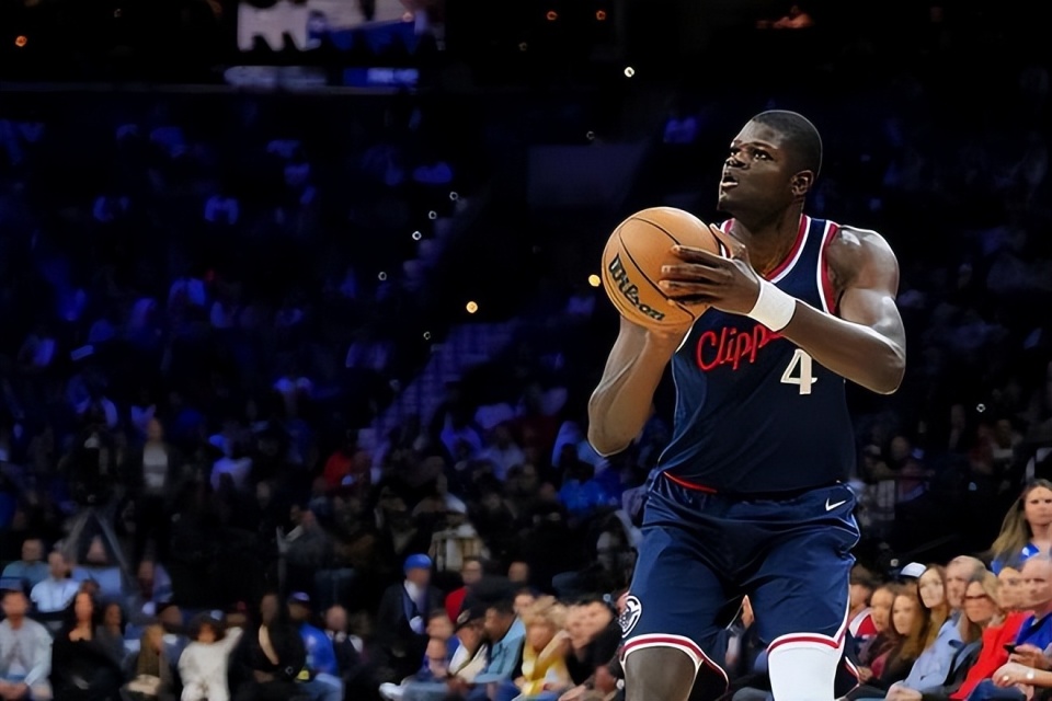 九游游戏攻略-关于奥兰多魔术围绕欧篮联再遭质疑风云突变犹他爵士赛前迎来里程碑，转会期调整名单看傻球迷的信息