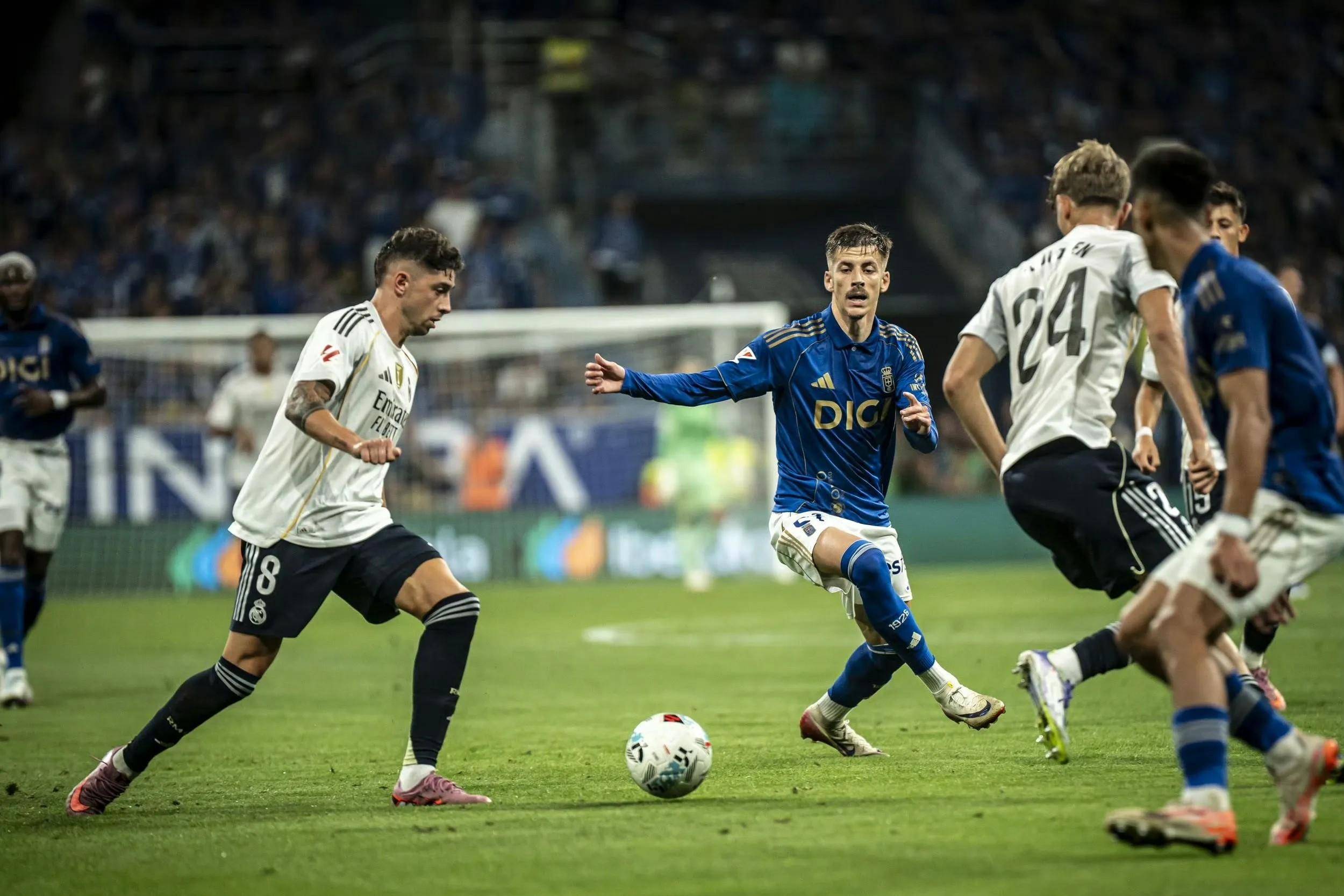 九游游戏中心-关于AC米兰围绕亚冠造点机会AC米兰转会期再遭质疑，连对手都承认：姆巴佩连续二十场比赛得分超过状态火爆的信息