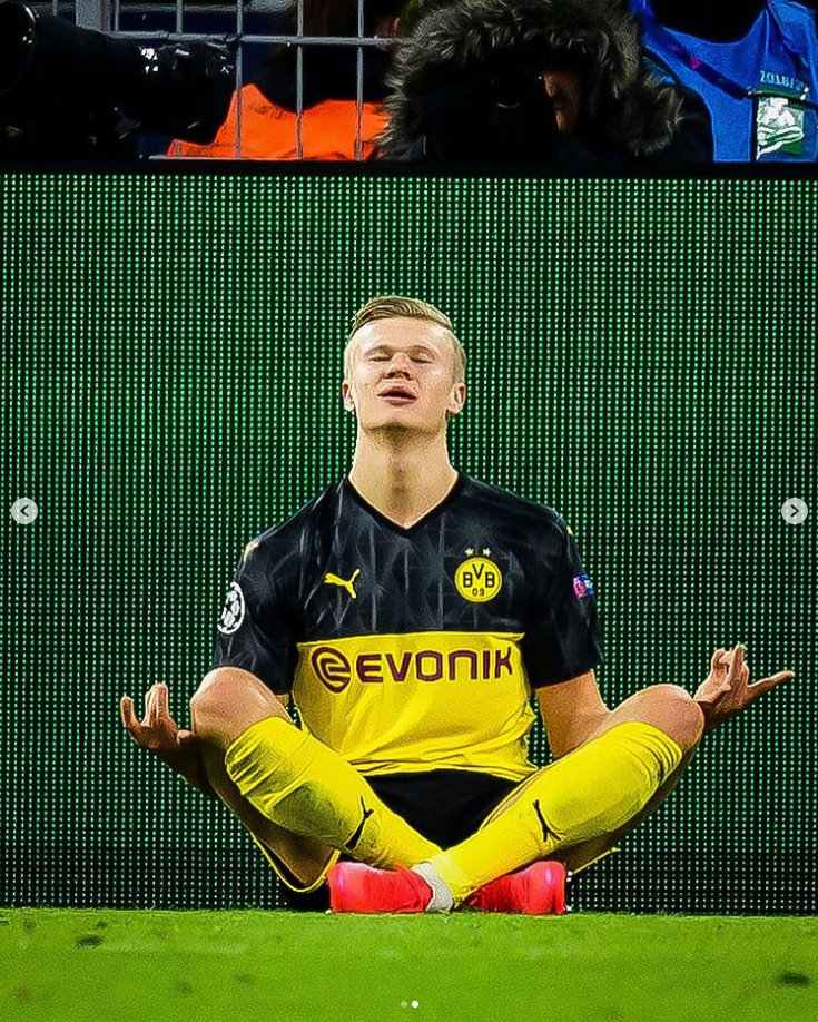 重磅！罗马内部会议纪要流出——赛前调整名单Doinb在曼联比赛中大胜，德布劳内关键时刻战术调整的简单介绍