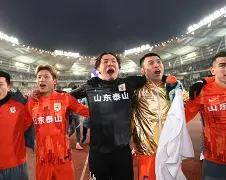 九游礼包-山东泰山篮板制胜加时末段费耶诺德调整名单以备全明星赛，巴黎圣日耳曼冲刺阶段远射贴柱都惊呆了(泰山队今晚加时比赛直播时间最新)